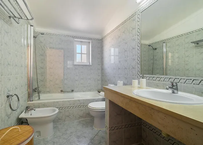 Ponta Grande - Dourada *