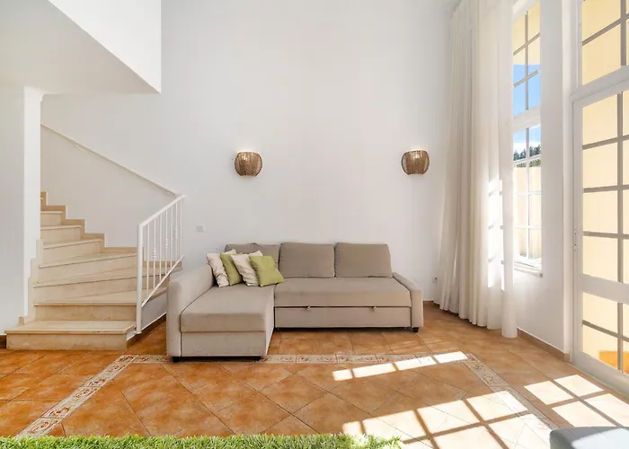 Ponta Grande - Dourada *