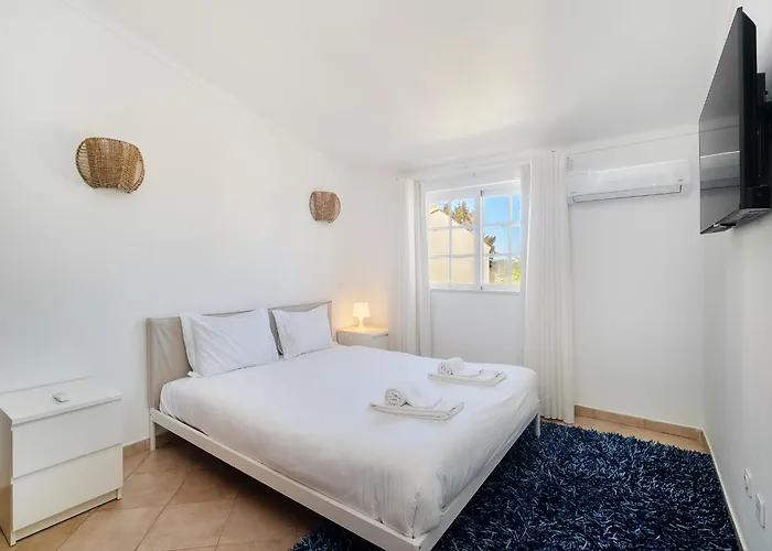 Ponta Grande - Dourada Albufeira